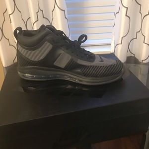 Nike Lebron X JE Icon QS Men's Athletic Shoes